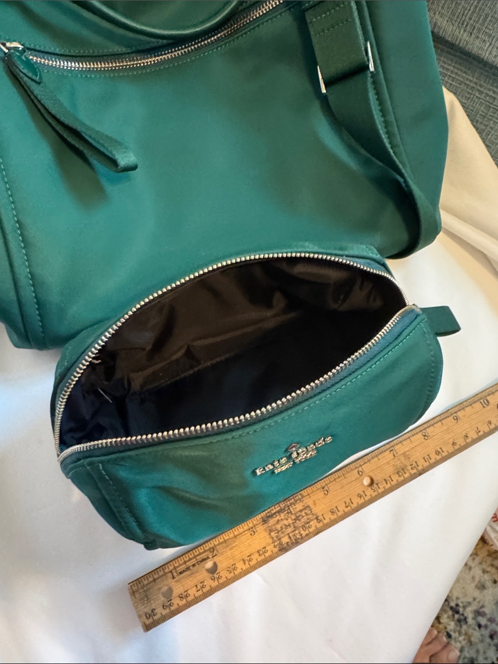 Large Kate spade emerald green nylon backpack with zippered pouch - Picture 3 of 8